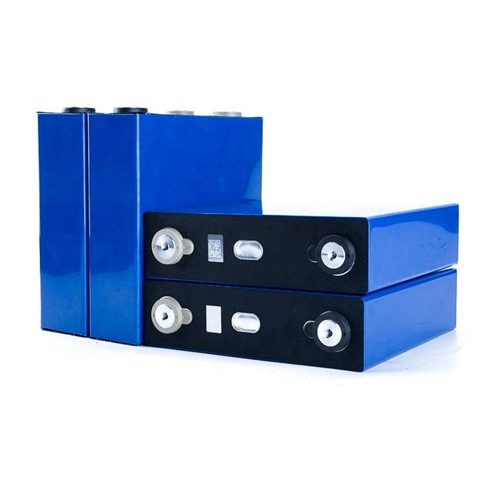 Group of blue Grade A Higee 152Ah LiFePO4 prismatic cells with laser-welded M6 terminals and intact QR codes for high-range lithium upgrades.